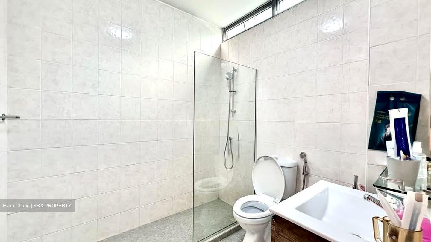 Kings Road (D10), Detached #575267861